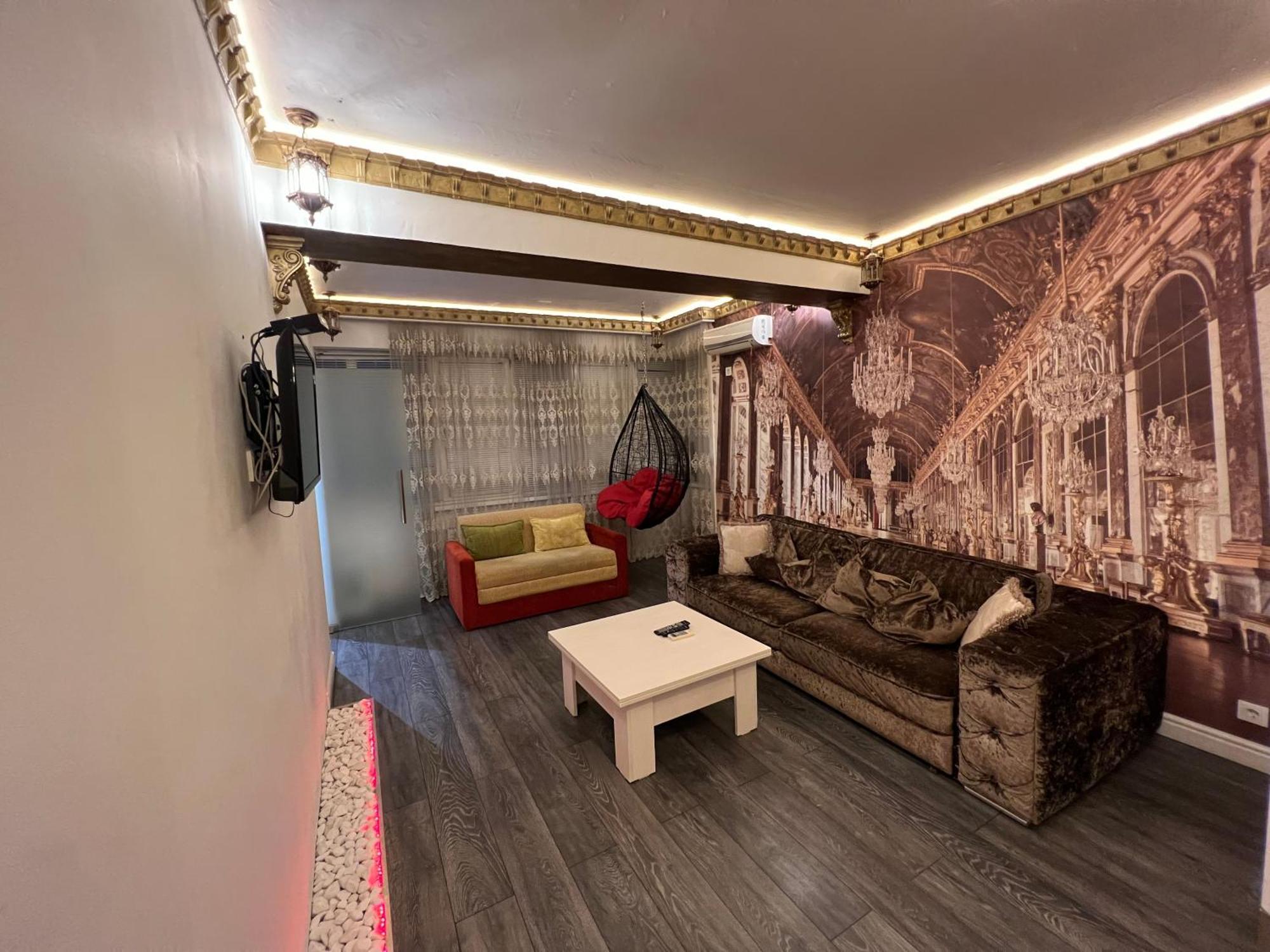 2 Bedrooms Heart Of City Center Chisinau Exterior foto